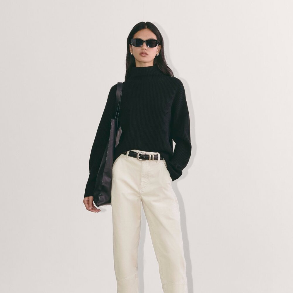 Everlane Women's Utility Barrel in Corduroy in Sandstone, Size 6